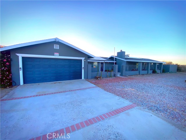 Detail Gallery Image 1 of 34 For 7112 Mecca Rd, Joshua Tree,  CA 92252 - 3 Beds | 2 Baths