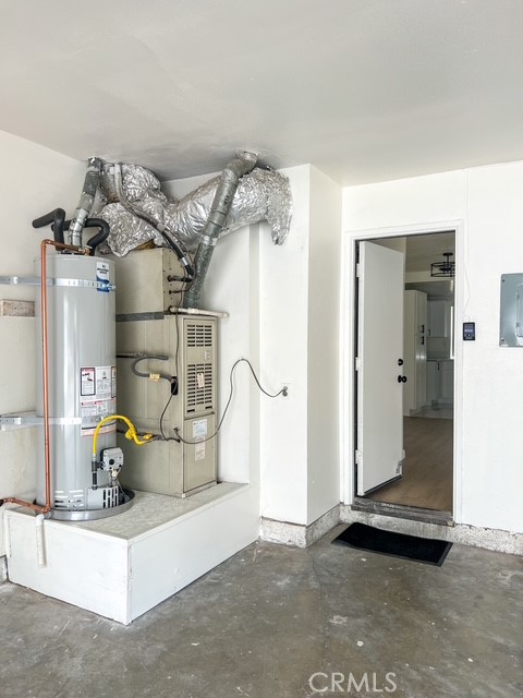 1109 Golden Springs Drive, Diamond Bar CA: https://media.crmls.org/medias/f1573894-1046-400c-9ddb-35dc0c40f74f.jpg