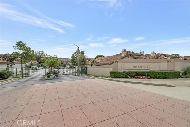Welcome to the Fairways gated community!
