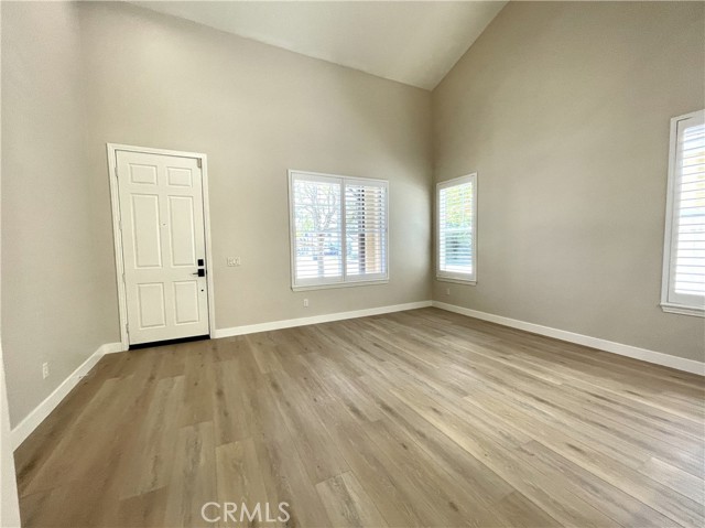9 Bel Flora Court, Aliso Viejo CA: https://media.crmls.org/medias/f157fdd1-48c3-48dd-91da-6b9a46fa83b6.jpg