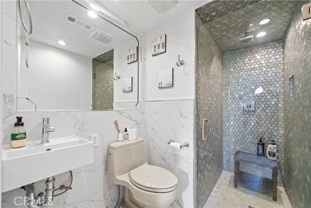 2 Corsica, Laguna Niguel CA: https://media.crmls.org/medias/f15848ab-1504-42b0-8097-9ea2118b164d.jpg