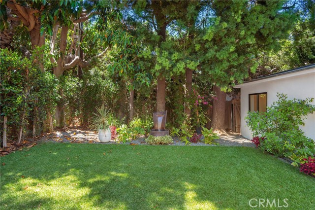 3189 S Bentley Avenue, Los Angeles CA: https://media.crmls.org/medias/f1588c98-4bed-4d12-98f2-3e76f853f2eb.jpg