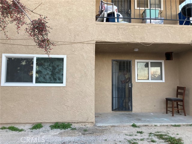 1131 Barstow Road, Barstow CA: https://media.crmls.org/medias/f158e6ae-d77a-46de-be9b-27f141c20ebf.jpg
