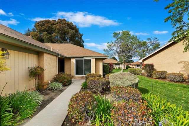 4223 Village 4 photo 5