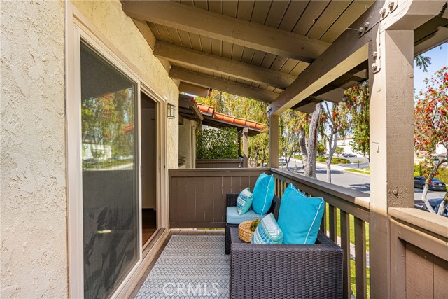 Detail Gallery Image 14 of 38 For 1345 Cabrillo Park Dr #L06,  Santa Ana,  CA 92701 - 2 Beds | 2 Baths
