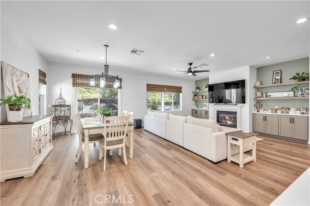 Detail Gallery Image 7 of 41 For 34387 Coppola, Temecula,  CA 92592 - 4 Beds | 3 Baths