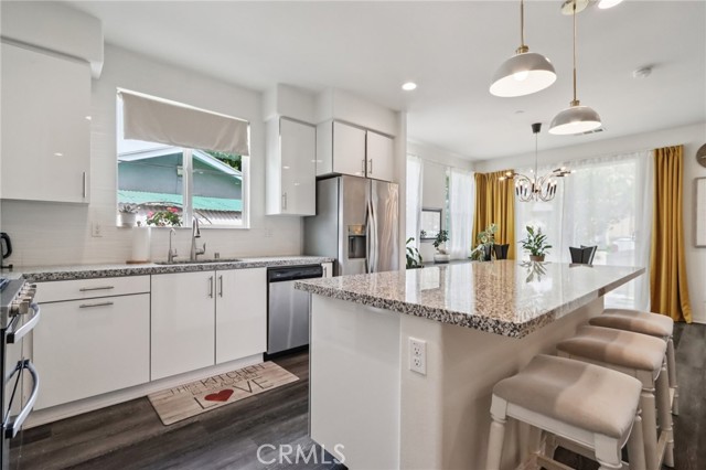 Detail Gallery Image 10 of 34 For 4700 E Washington Ave, Orange,  CA 92869 - 3 Beds | 2 Baths