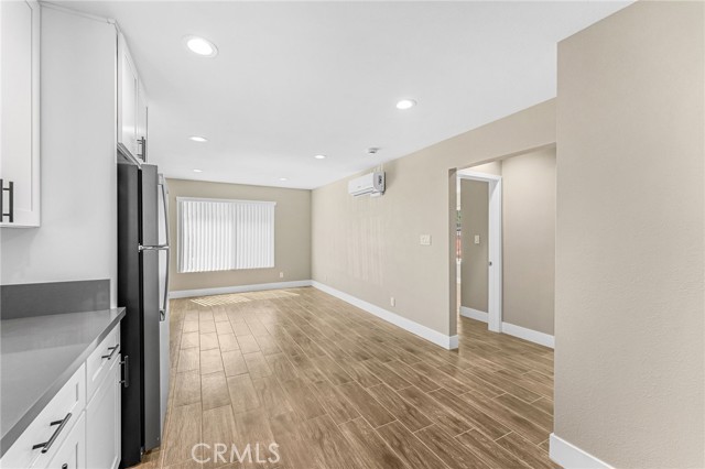 Detail Gallery Image 5 of 21 For 2417 W Stanford, Santa Ana,  CA 92704 - 2 Beds | 1 Baths