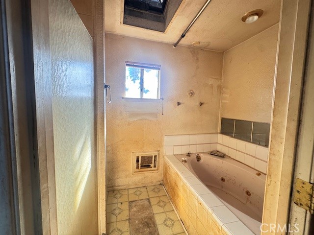 Detail Gallery Image 9 of 28 For 352 Terri Dr, Atwater,  CA 95301 - 3 Beds | 2/1 Baths