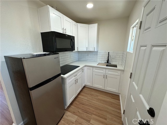 222 W Rice Street, Blythe CA: https://media.crmls.org/medias/f15d8b78-9ba5-4ac7-bf94-2983d47ce994.jpg