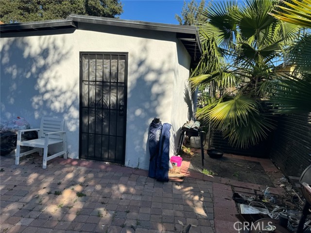 Detail Gallery Image 4 of 7 For 10015 Marcus, Tujunga,  CA 91042 - 3 Beds | 2 Baths