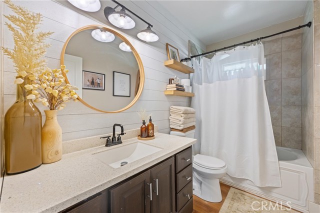 Image 18 of 51 For 4072 Corona Avenue
