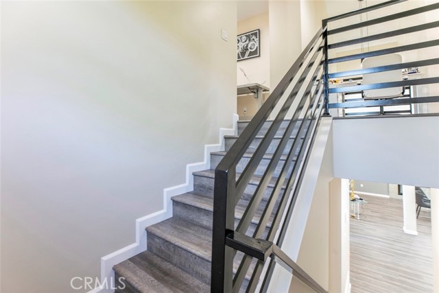 Detail Gallery Image 16 of 38 For 17465 Tuscan Dr, Granada Hills,  CA 91344 - 4 Beds | 3 Baths