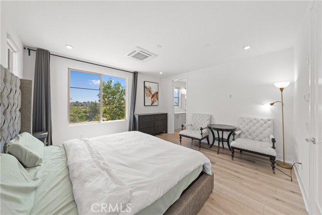 Detail Gallery Image 20 of 43 For 203 Lynx, Irvine,  CA 92618 - 3 Beds | 2/1 Baths