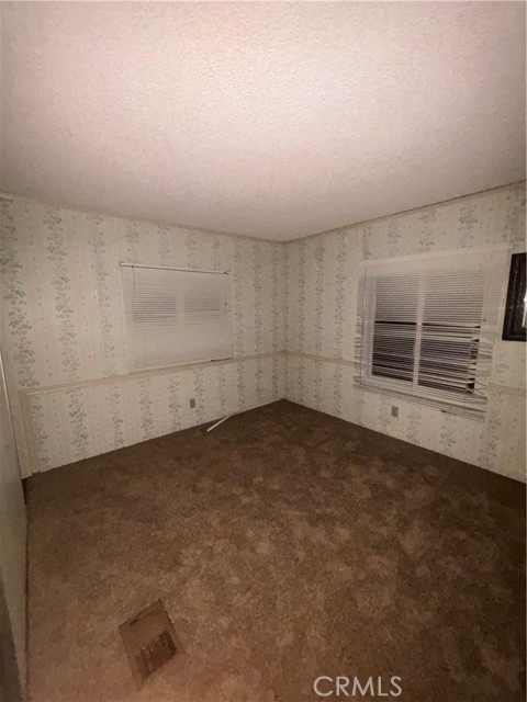 Detail Gallery Image 7 of 8 For 22840 Cajalco, Perris,  CA 92570 - 3 Beds | 2 Baths