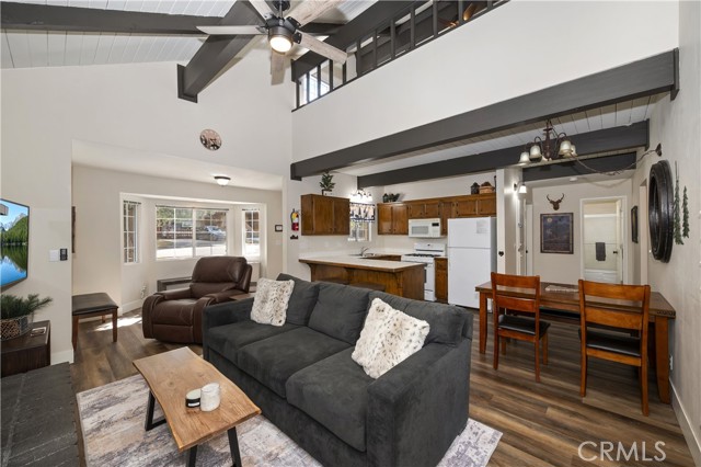 42824 Cedar Avenue, Big Bear Lake, CA 92315