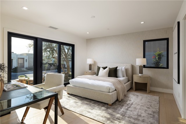 Detail Gallery Image 24 of 50 For 1524 Dolphin Ter, Corona Del Mar,  CA 92625 - 3 Beds | 3/1 Baths