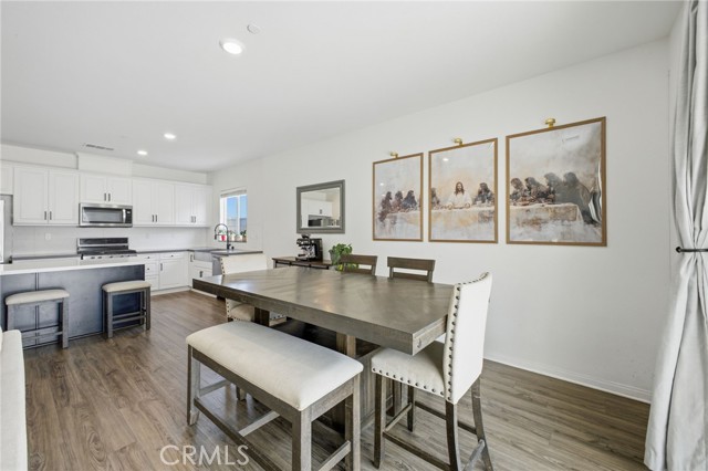 Image 17 of 75 For 26459 Wreath Court