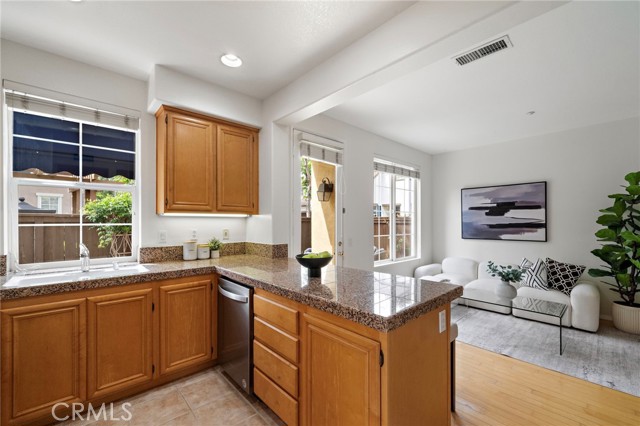 Image 12 of 40 For 25 Harwick Court