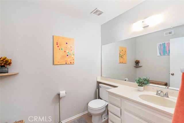 Detail Gallery Image 12 of 19 For 6571 Carioca Ln, Riverside,  CA 92506 - 4 Beds | 2/1 Baths
