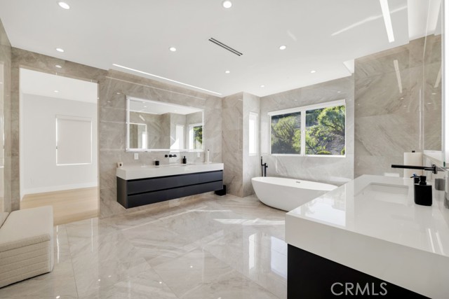 Detail Gallery Image 48 of 75 For 20151 via Medici, Porter Ranch,  CA 91326 - 5 Beds | 5 Baths