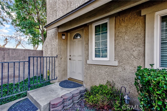 Detail Gallery Image 1 of 1 For 332 E Cottonwood St, Ontario,  CA 91761 - 3 Beds | 2 Baths