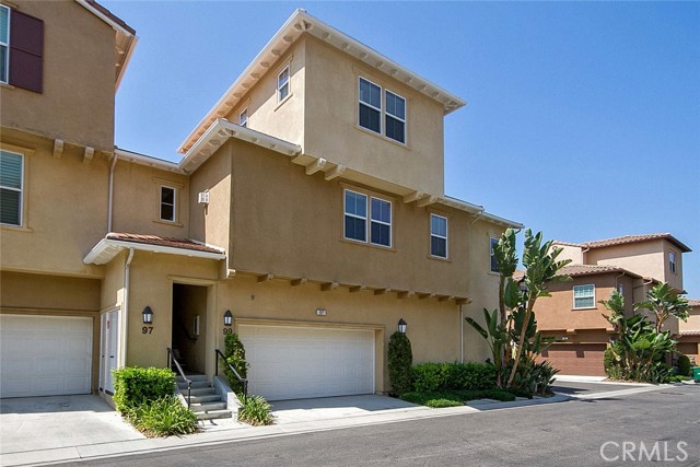 Detail Gallery Image 1 of 44 For 99 Reunion, Irvine,  CA 92603 - 2 Beds | 2 Baths