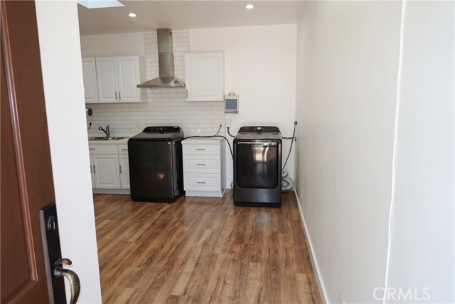 430 Sonora Avenue, Glendale CA: https://media.crmls.org/medias/f166074a-09ce-43b0-8f7f-0d2b3e37a840.jpg