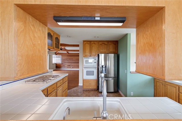 2761 Hemlock Avenue, Morro Bay CA: https://media.crmls.org/medias/f1663041-ba5a-461d-a1fb-1d93e48f6dc9.jpg