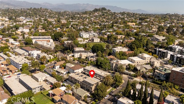 Detail Gallery Image 41 of 43 For 4005 Monroe St #8,  Los Angeles,  CA 90029 - 2 Beds | 2/1 Baths