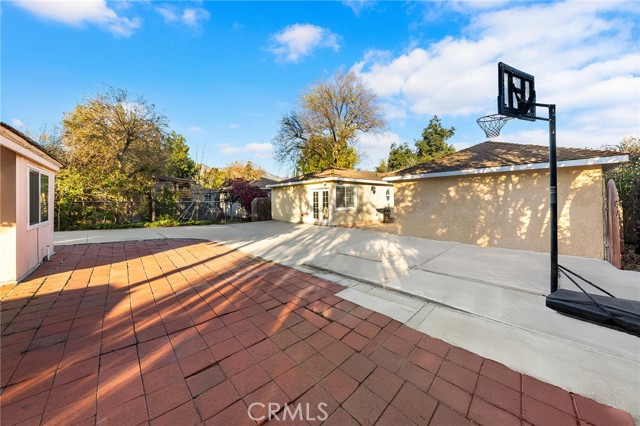 Detail Gallery Image 43 of 51 For 731 S Michillinda Ave, Pasadena,  CA 91107 - 5 Beds | 4 Baths