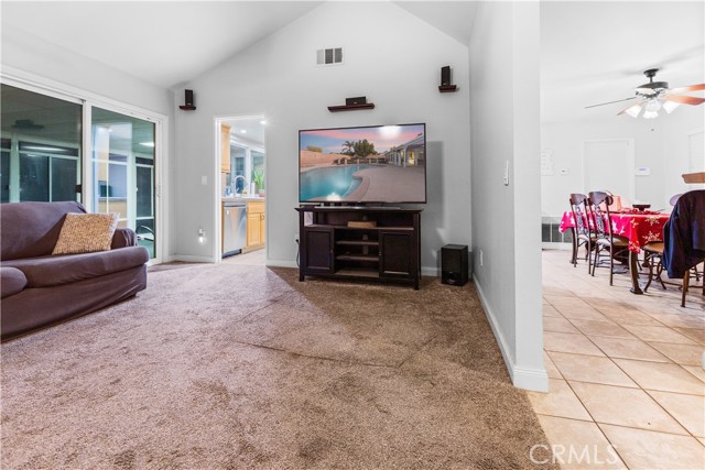 Detail Gallery Image 13 of 48 For 875 S Grove St, Redlands,  CA 92374 - 3 Beds | 2 Baths