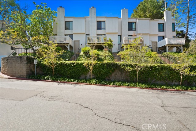 Detail Gallery Image 28 of 37 For 3618 W Estates a,  Rolling Hills Estates,  CA 90274 - 3 Beds | 2/1 Baths