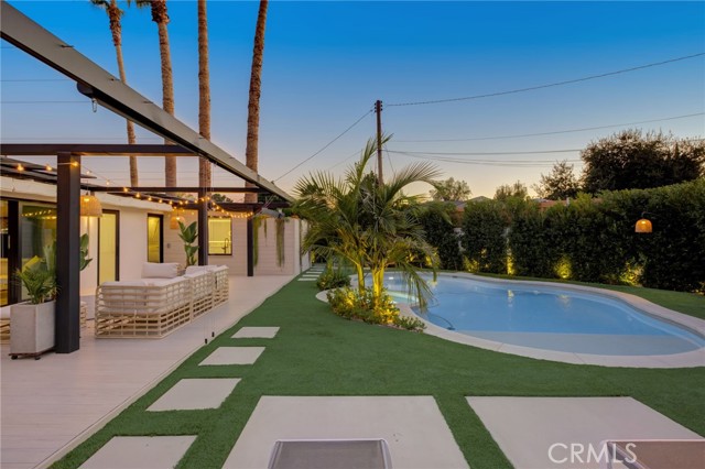 Detail Gallery Image 64 of 72 For 8161 Encino Ave, Northridge,  CA 91325 - 4 Beds | 3 Baths