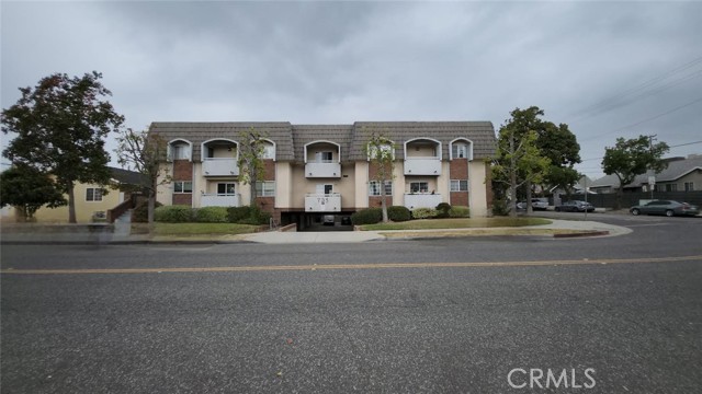 Detail Gallery Image 4 of 38 For 735 W California #106,  Glendale,  CA 91203 - 2 Beds | 2/1 Baths