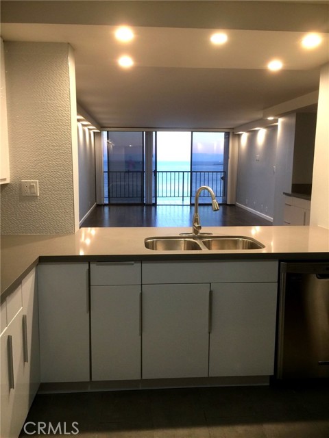 Detail Gallery Image 14 of 22 For 1750 E Ocean Bld #1509,  Long Beach,  CA 90802 - 2 Beds | 2 Baths