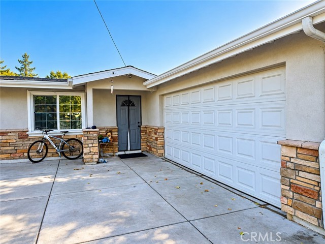 10966 Emery photo 2