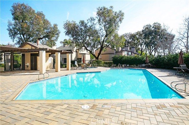 Detail Gallery Image 20 of 25 For 924 Hyde Ct, Costa Mesa,  CA 92626 - 2 Beds | 3 Baths