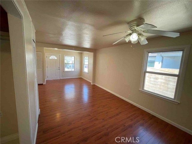 Detail Gallery Image 9 of 44 For 4704 W 160th St, Lawndale,  CA 90260 - – Beds | – Baths