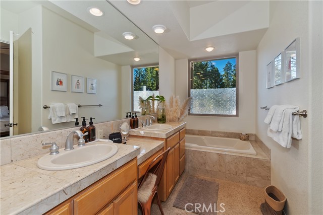 Detail Gallery Image 30 of 50 For 317 Oriole, Big Bear Lake,  CA 92315 - 3 Beds | 3 Baths