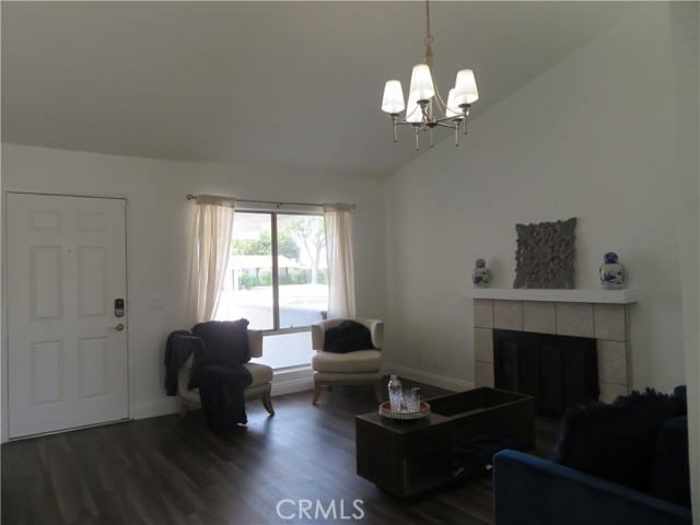 Detail Gallery Image 4 of 47 For 22164 Pico St, Grand Terrace,  CA 92313 - 3 Beds | 2 Baths