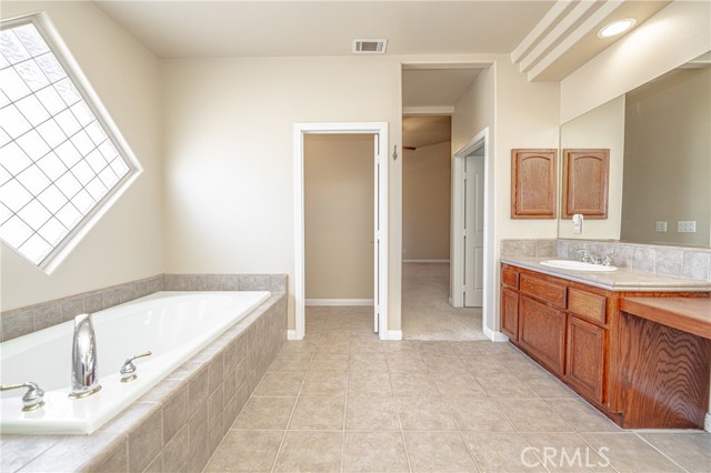 Detail Gallery Image 37 of 59 For 6929 Rattlesnake Rd, Phelan,  CA 92371 - 4 Beds | 2/1 Baths