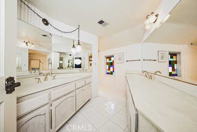 Detail Gallery Image 40 of 60 For 9752 Rangeview Dr, Santa Ana,  CA 92705 - 4 Beds | 3/1 Baths