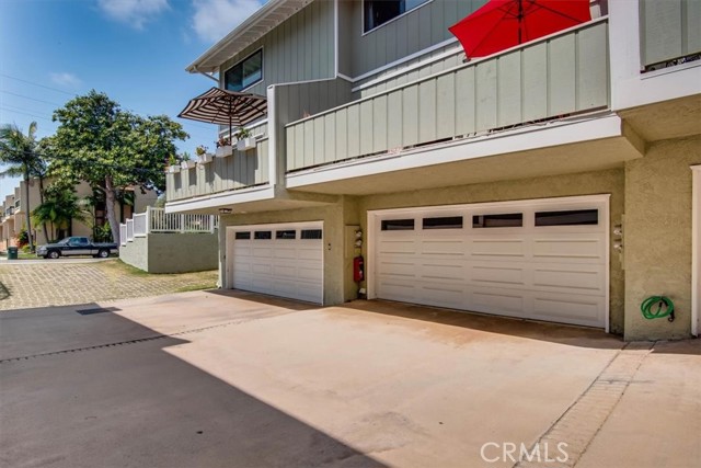 716 Irena Avenue, Redondo Beach, California 90277, 2 Bedrooms Bedrooms, ,2 BathroomsBathrooms,Residential,Sold,Irena,SB22091877