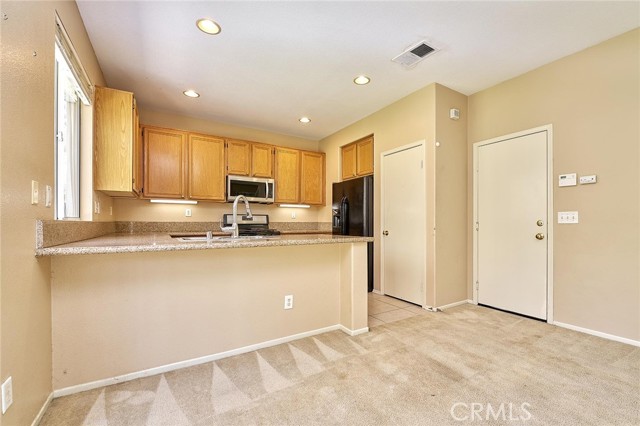 7326 Oxford Place, Rancho Cucamonga CA: https://media.crmls.org/medias/f16d9e8f-f41d-4abc-a427-5c47df1e0bad.jpg