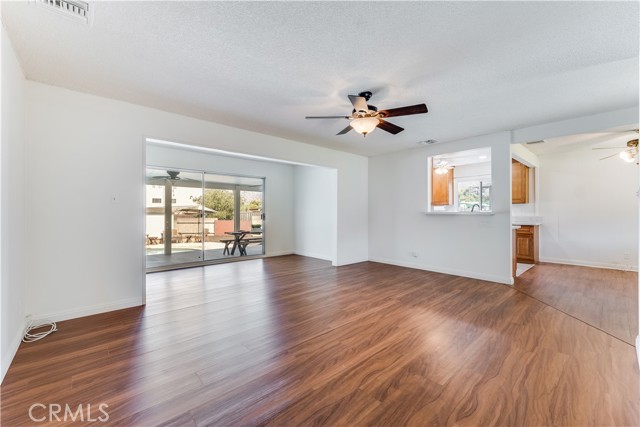 10382 Mather Avenue photo 8
