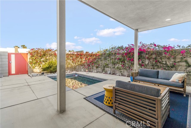 Detail Gallery Image 13 of 35 For 3345 Ambassador Dr, Palm Springs,  CA 92262 - 3 Beds | 2/1 Baths