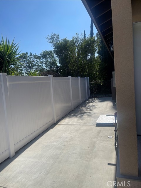 Detail Gallery Image 11 of 18 For 18706 Brasilia Dr, Porter Ranch,  CA 91326 - 2 Beds | 1 Baths