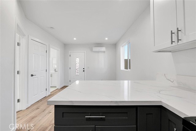 Detail Gallery Image 10 of 21 For 1020 Dennis #B,  Simi Valley,  CA 93065 - 1 Beds | 1 Baths