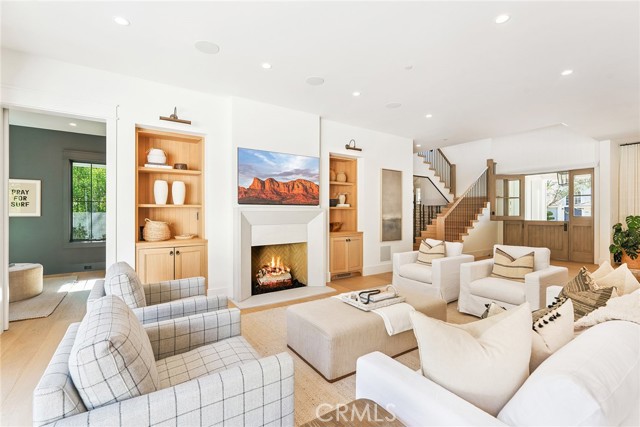 2001 Port Ramsgate Place, Newport Beach CA: https://media.crmls.org/medias/f171f06c-b506-4345-869c-efb16a9d8916.jpg